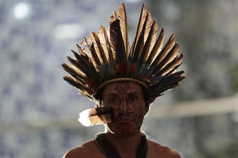 La Rivolta degli Indigeni Muisca contro il Regno di Quito: Un Scontro tra Tradizioni e Colonialismo nel VIII Secolo